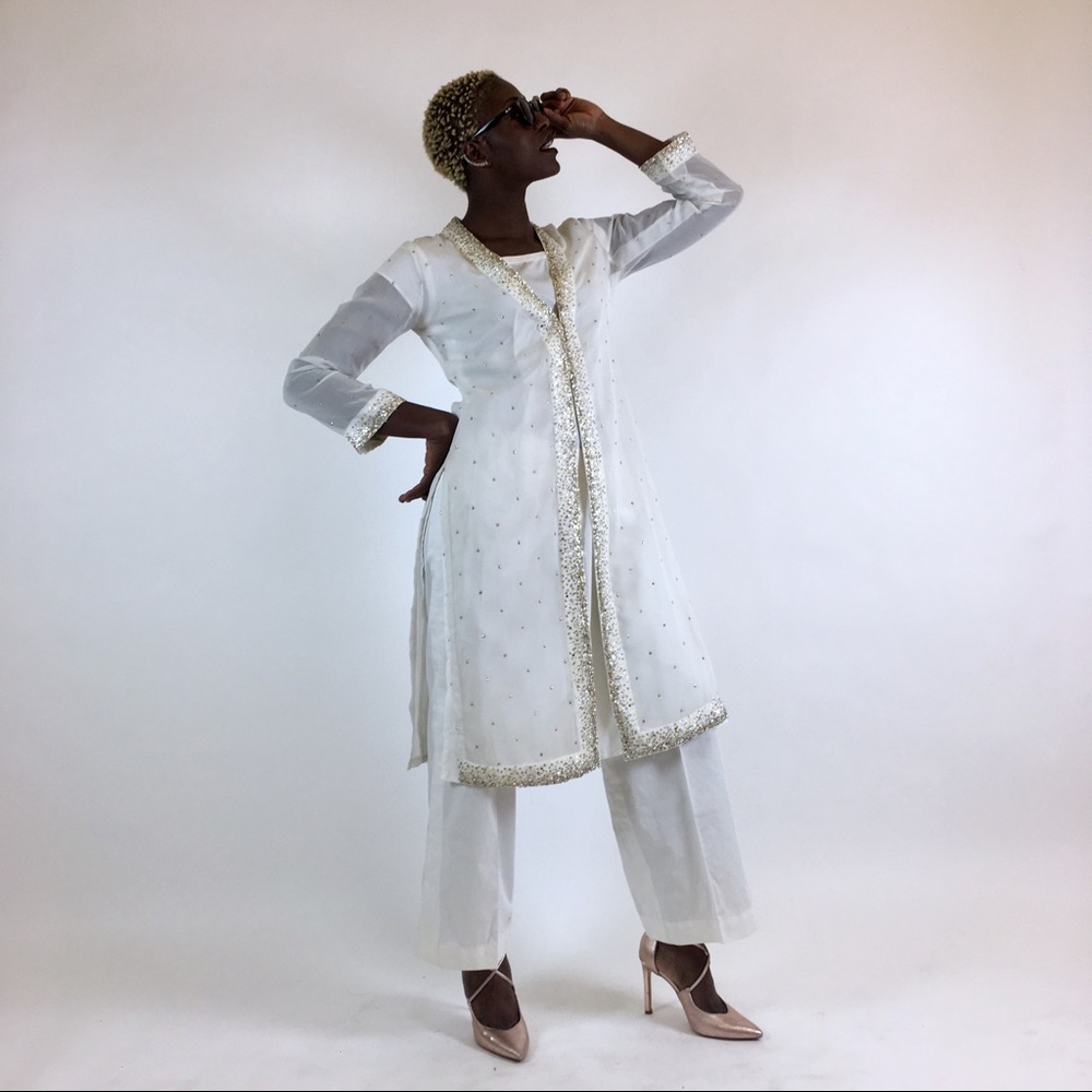 White 3-Piece Salwar Kameez❕